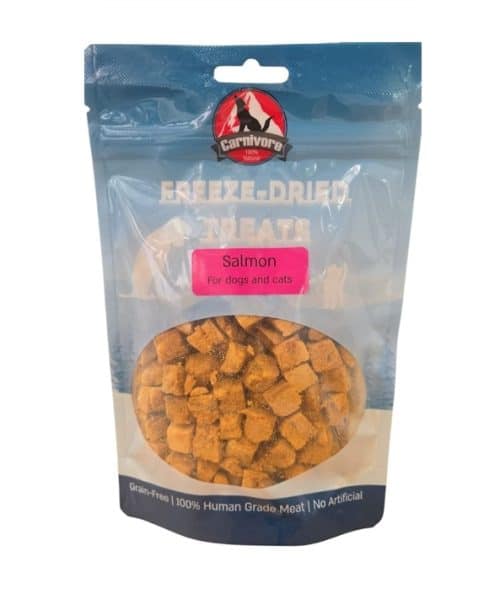 קרניבור | קוביות סלמון מיובש בהקפאה | 40 גר'